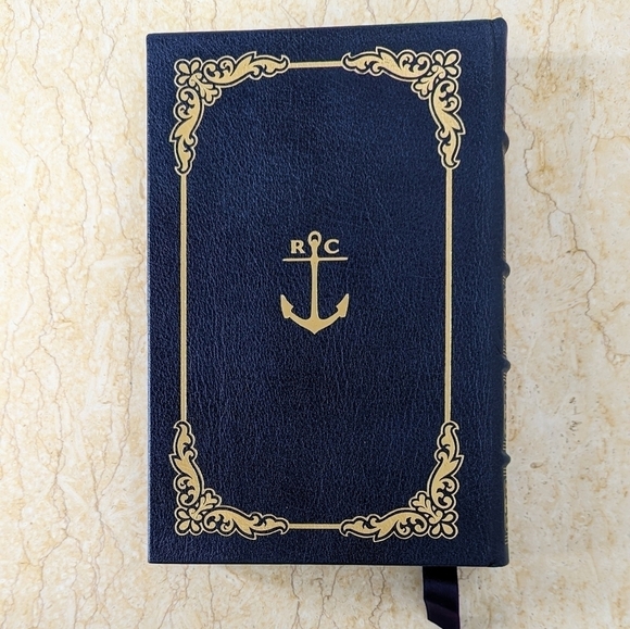 Vintage Robinson Crusoe Daniel Defoe Leather Bound Gilt Pages Book Decor - Picture 2 of 15